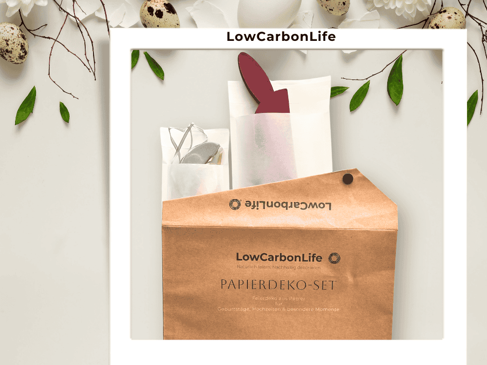 Papierdekoration flach gefaltet